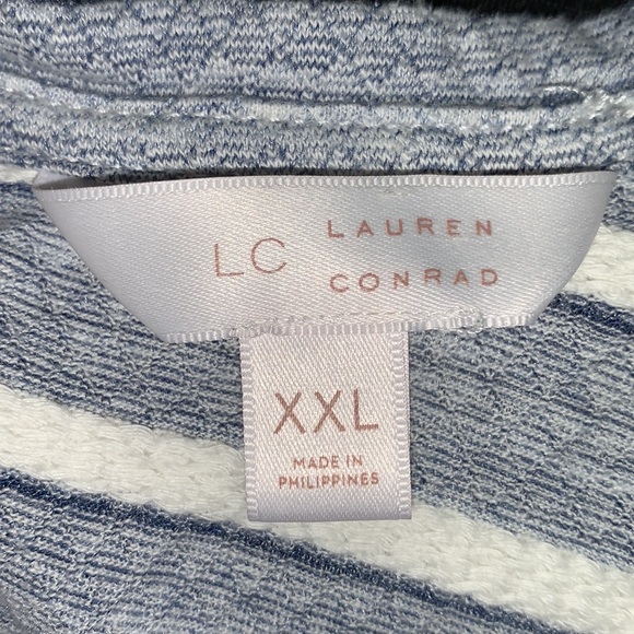 LC Lauren Conrad Top! Back Bow! Size XXL - Picture 7 of 8